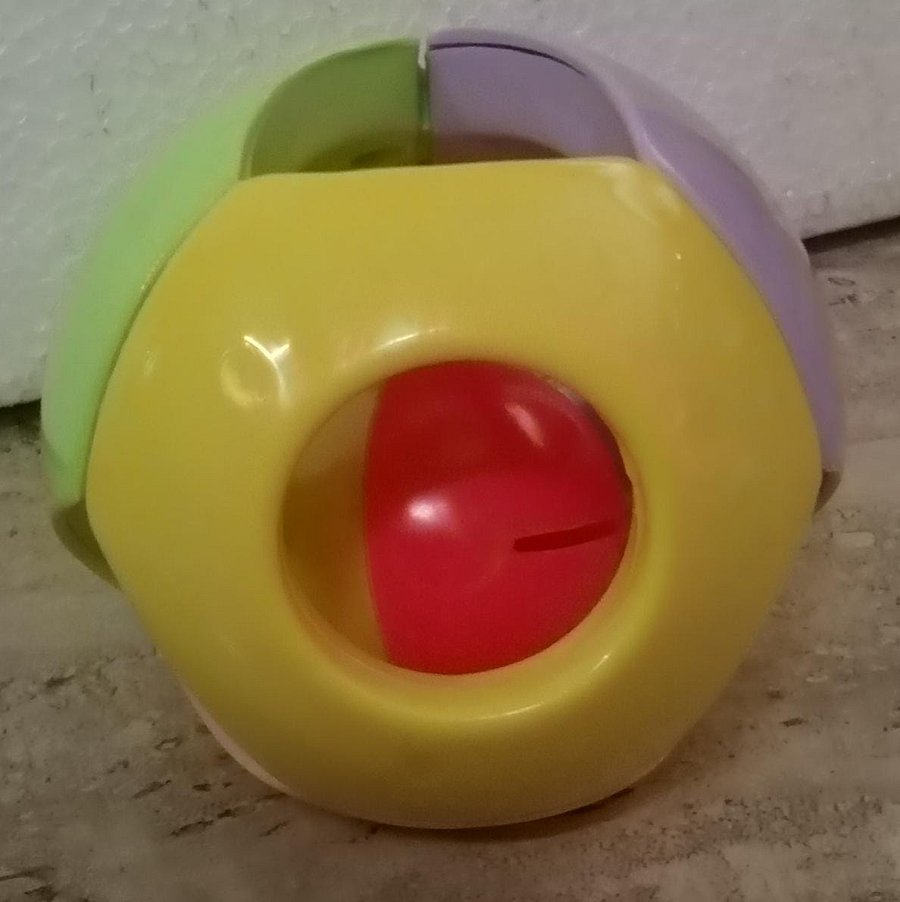 baby rattle product image (2)