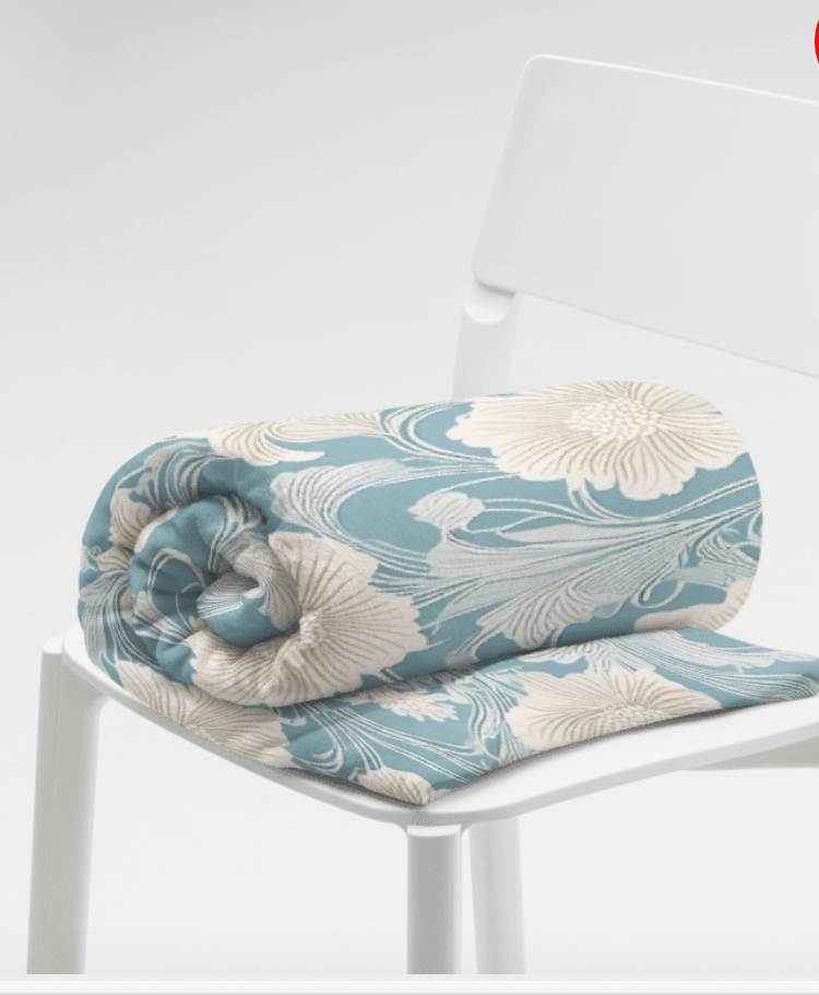Elegant Floral Reverie Throw Blanket product image (5)