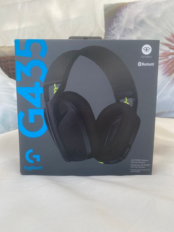 Logitech G435 Gaming Headset product image (1)