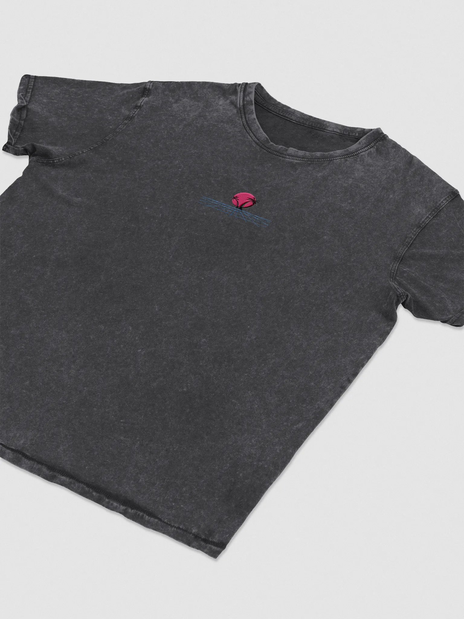 Retro Synthwave Palm Tree T-Shirt product image (2)