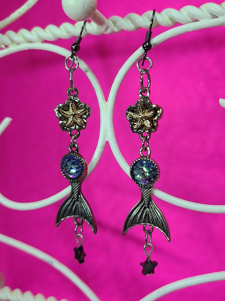 Siren Earrings product image (1)