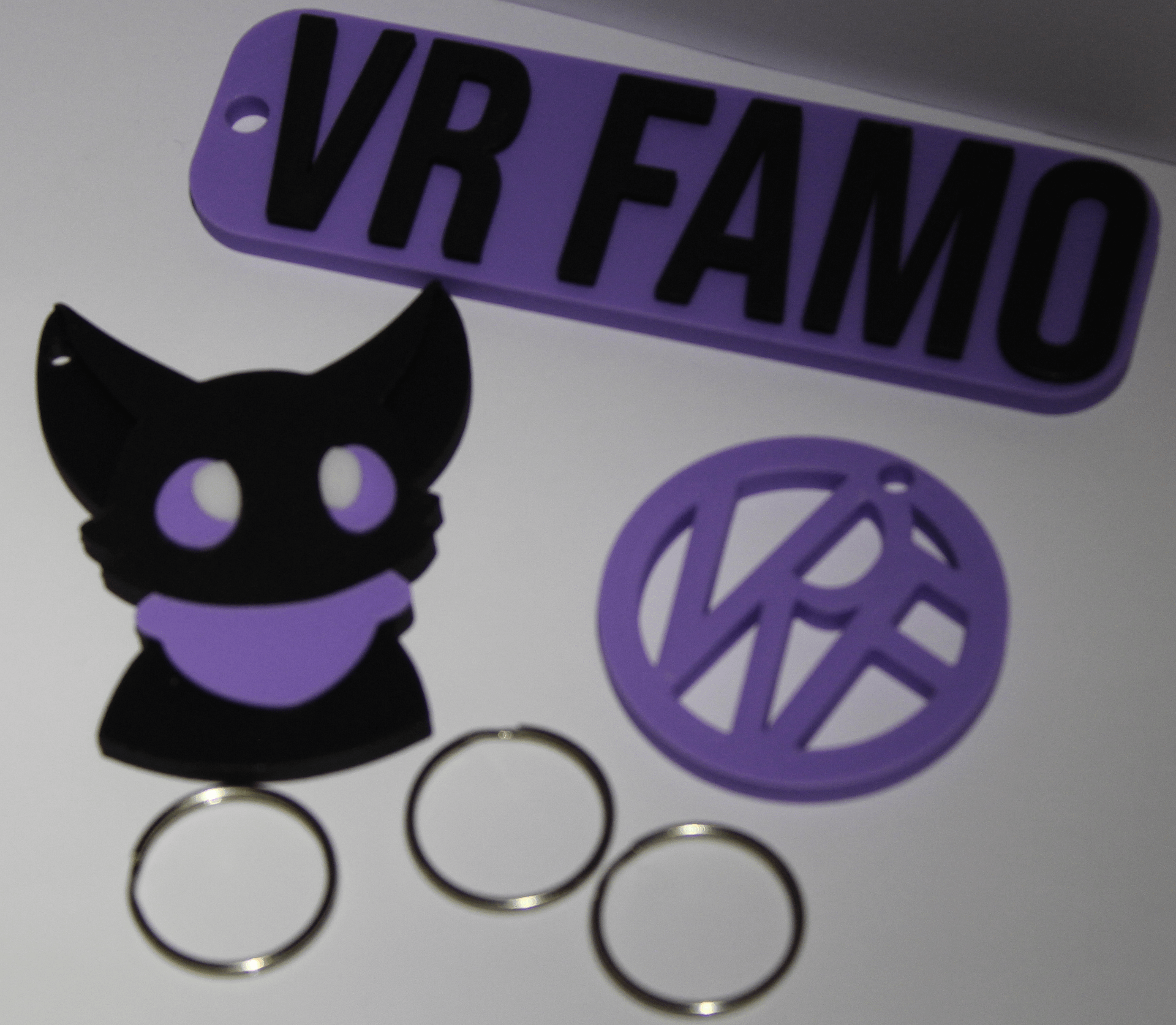 VRFamo Keychain Set product image (2)