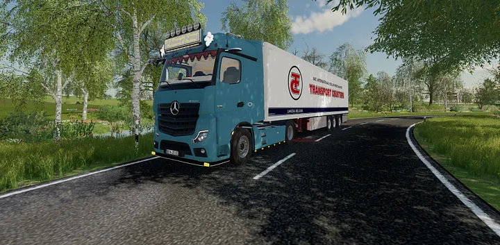 [FS22] J.B Freight Group Mercedes MP5 product image (1)