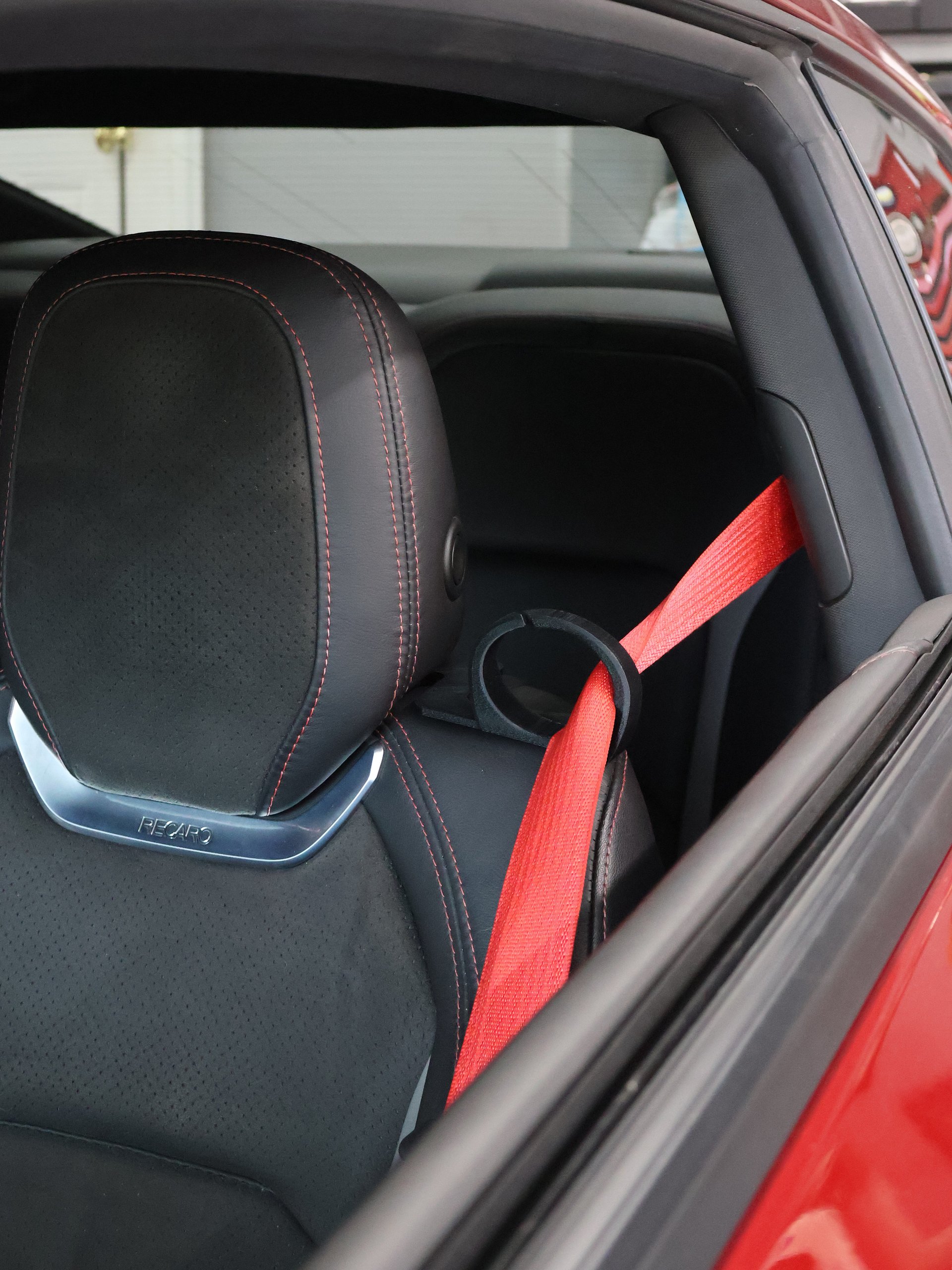 Camaro Seatbelt Guide // 2016-2024 // All Trim Levels product image (4)