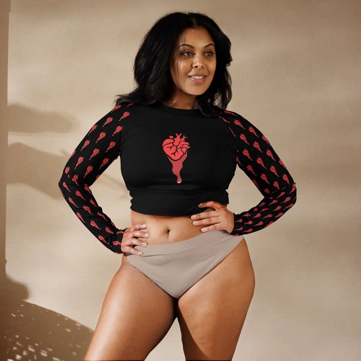 Bleeding Heart ●• Long Sleeve Crop Top product image (2)