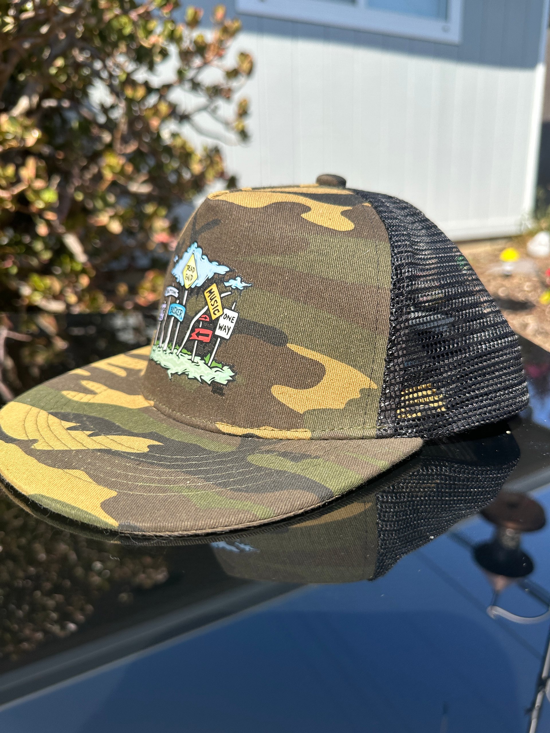 Button the Busker Snapback OG Street Art (Camouflage) product image (3)