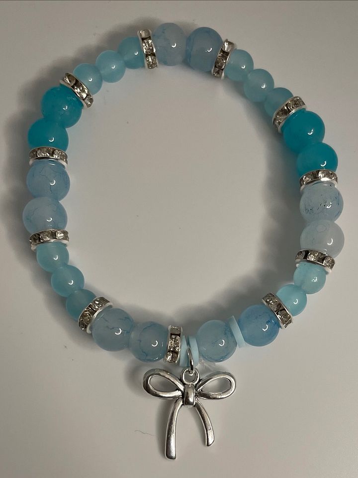 Delicate knots product image (1)