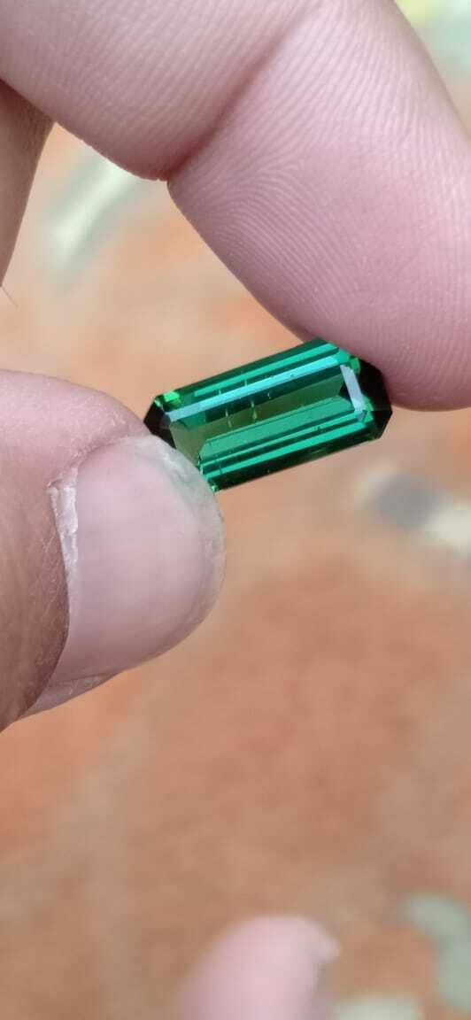 AFGHANI TOURMALINE LOOSE GEMSTONE EMERALD CUT GREEN COLOR STONE, 4.70 CARAT product image (4)