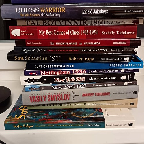 This month we're reading the classics!

#chess #chessmaster #booklover