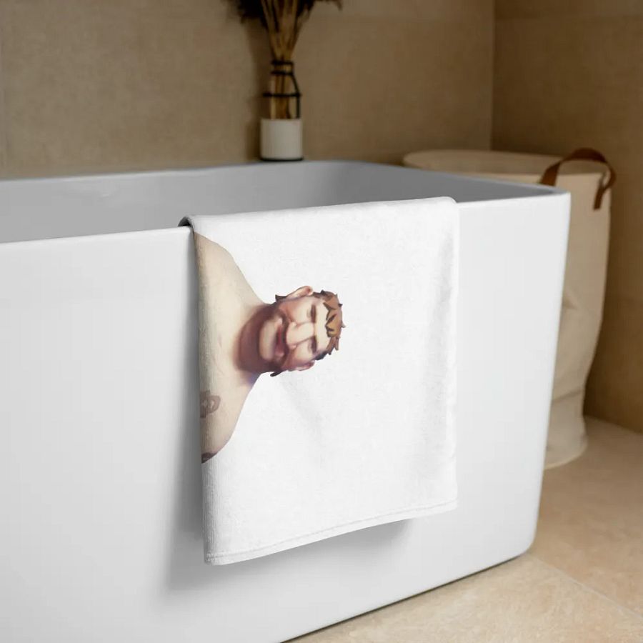 Gus Towel product image (3)