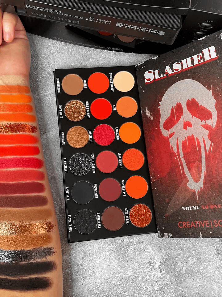 Slasher Eyeshadow Palette product image (2)