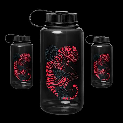 The Tiger Pool water bottle . For water or whiskey 
#streetwear #bottle #tattoo #brand