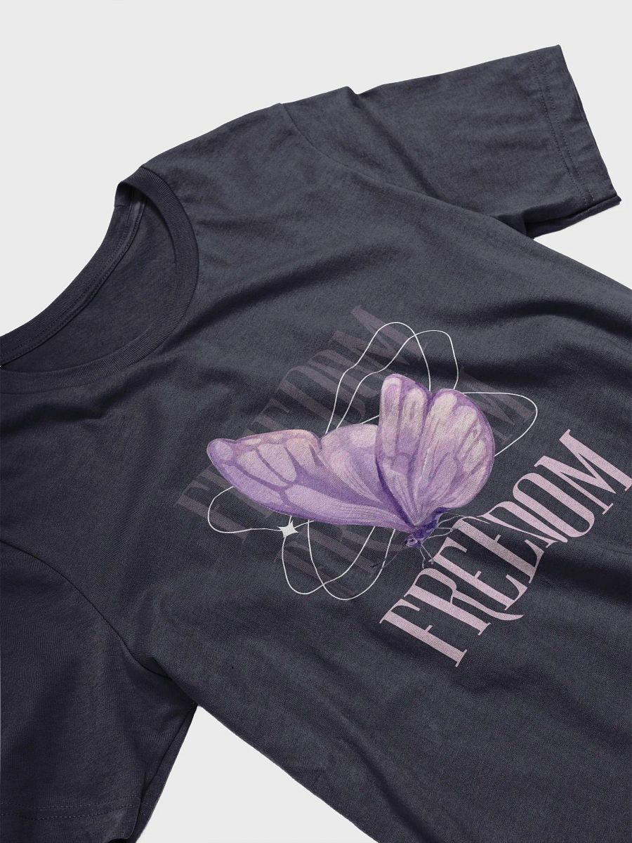 Freedom T-Shirt – Express Your Independent Spirit with Style product image (17)