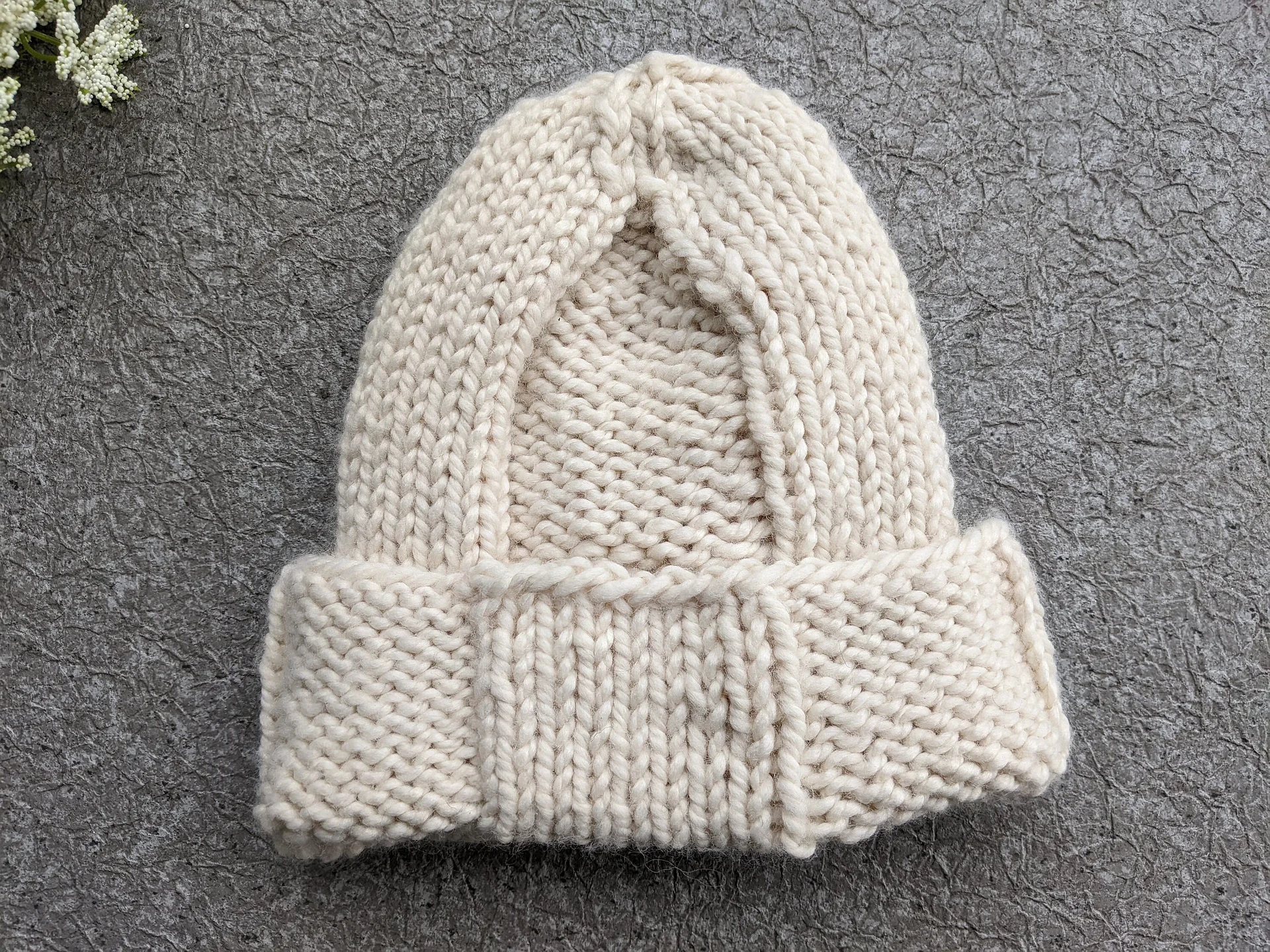 Knit Wool Ease Thick & Quick Hat Pattern product image (9)