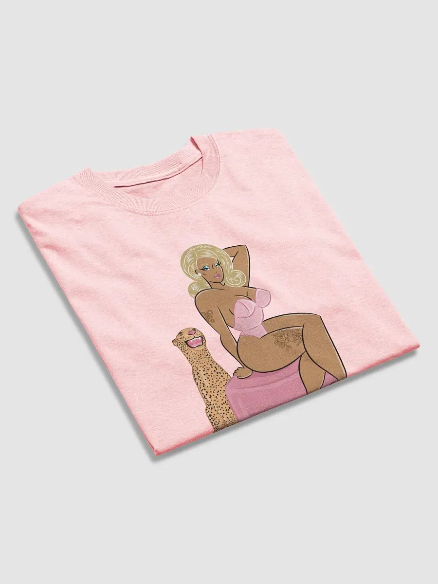 Fashionista t-shirt product image (17)