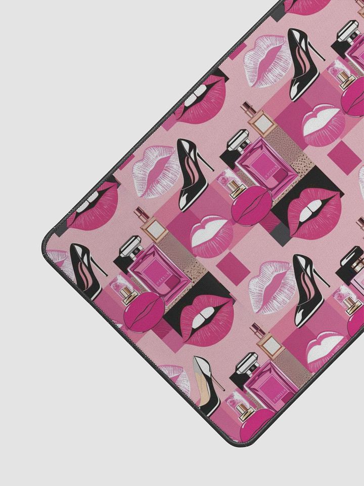 Chic Beauty Desk Mat - Fashion & Glam product image (2)