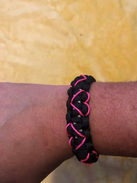 Slip Knot Bracelet with Heart Design product image (4)