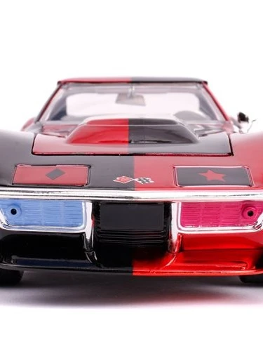 Harley Quinn 1969 Chevy Corvette Stingray The New 52 1:24 Scale Die-Cast Metal Vehicle - Jada Toys product image (4)