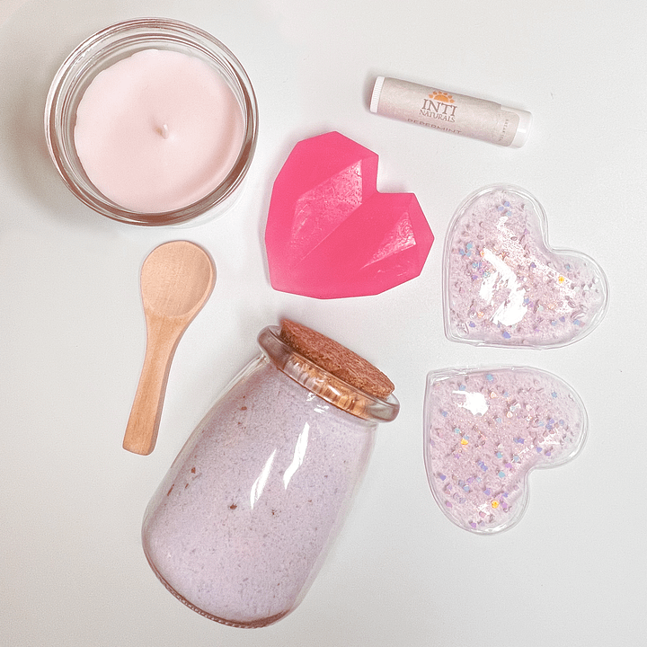 Heart Shaped Spa Kit product image (1)