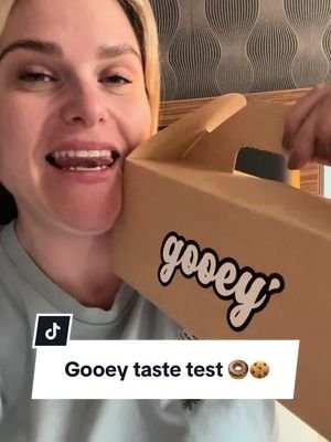 Treats from Selfridges 🍩🍪 Had to taste test these gooey doughnuts & cookies while at the Trafford Centre! @Gooey  #TasteTest #SelfridgesFood #TraffordCentre #LifeWithNic #Foodie
