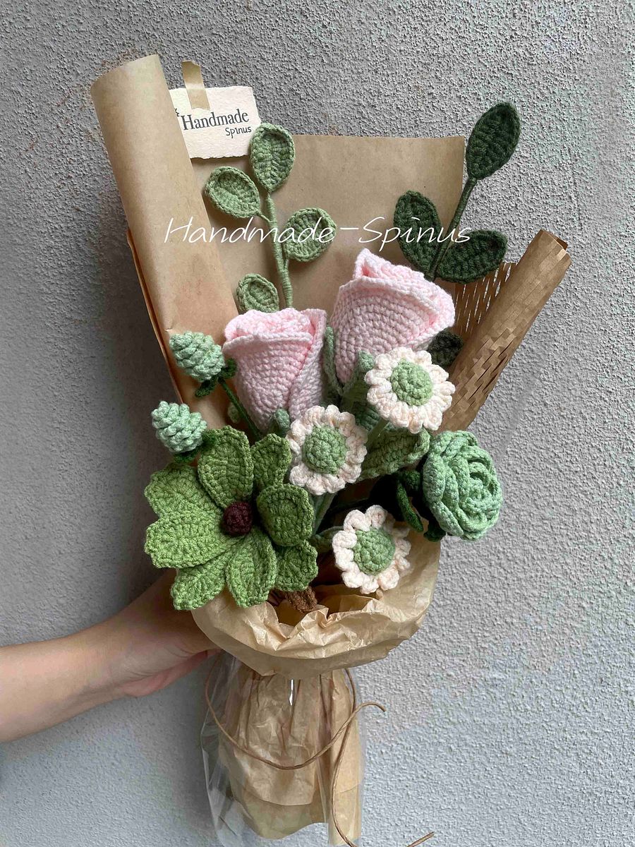 Rosy Pink & Green Gerbera Woven Crochet Knit Bouquet product image (3)