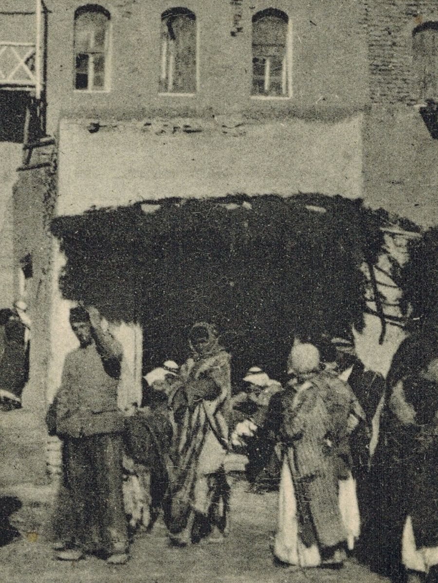 الرقة مدخل السراي الحكومي مع السوق 1922 - صورة رقمية product image (3)