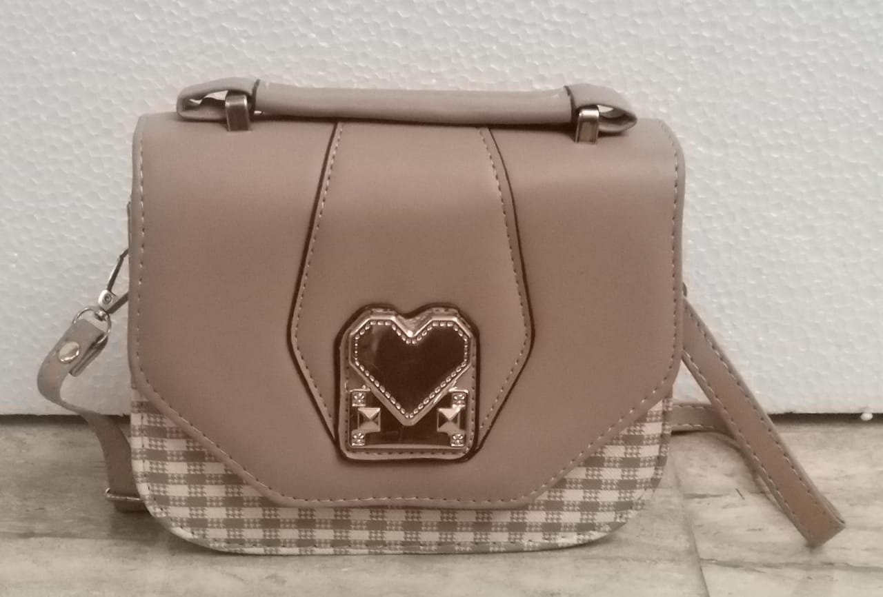 HAND BAG product image (1)