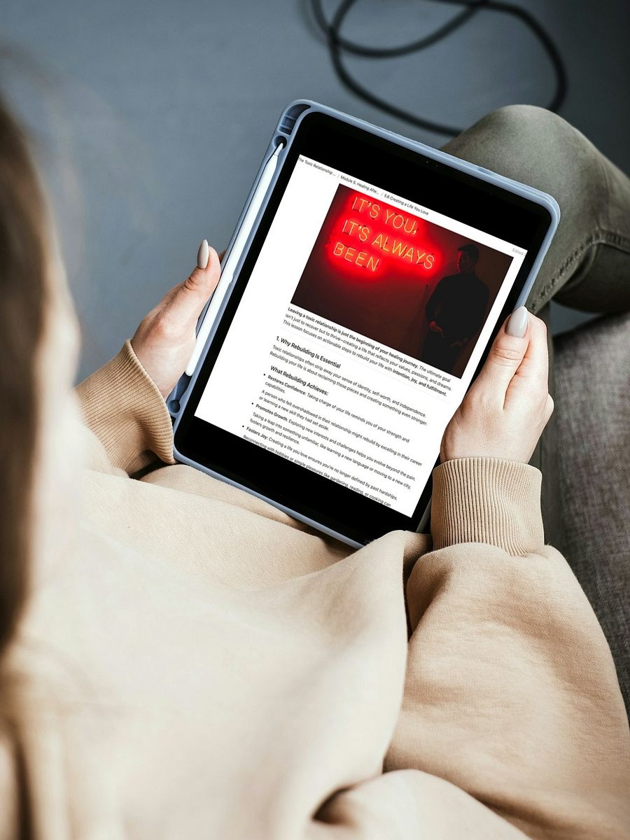The Toxic Relationship Encyclopedia: Understanding, Escaping, and Healing from Emotional Abuse and Dependency product image (5)