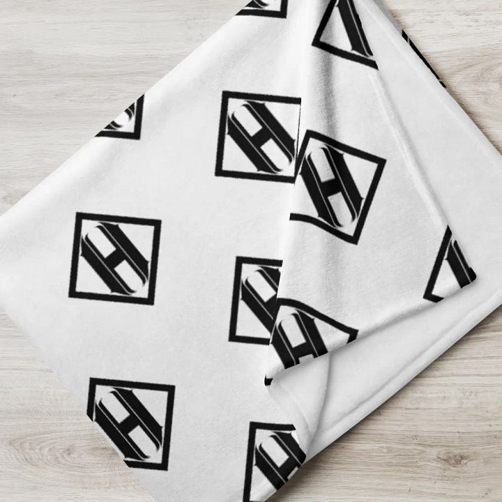 Halocene Throw Blanket product image (1)