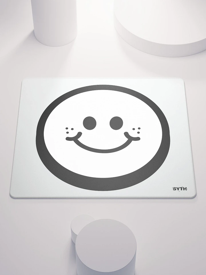 Syth SMILE ALWAYS Gaming Mousepad product image (1)