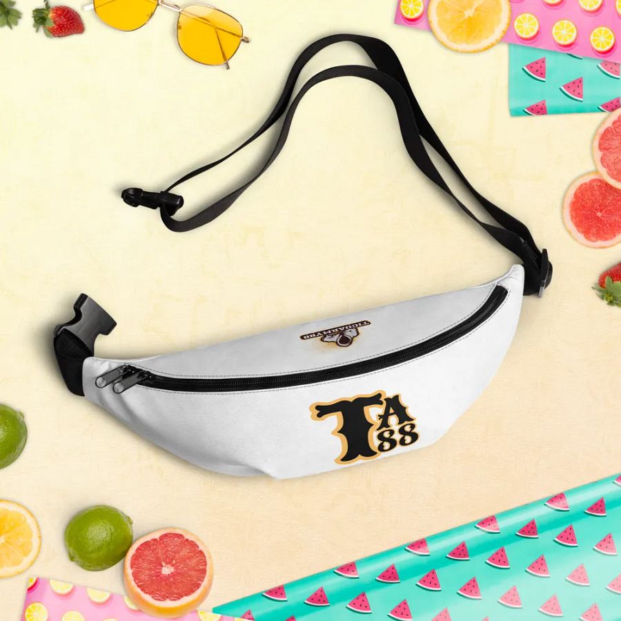 belt bag with logo product image (12)