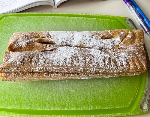 My husband bought me this foot-long sub.

#Dessert #TrueLove