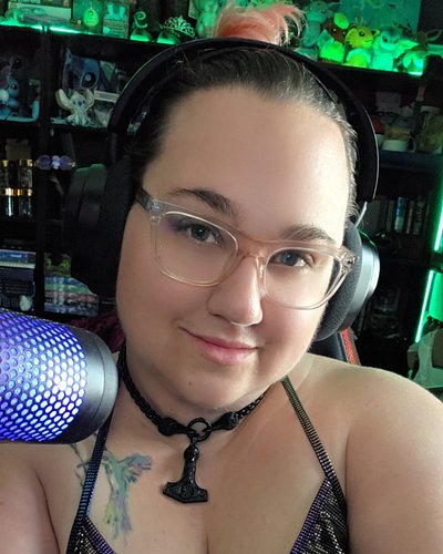 Would you say the chaos is worse on the weekdays or weekends?
I am LIVE!!!
#RogueEnergyAffiliate #BlerpSoundAlerts #FemaleStr...