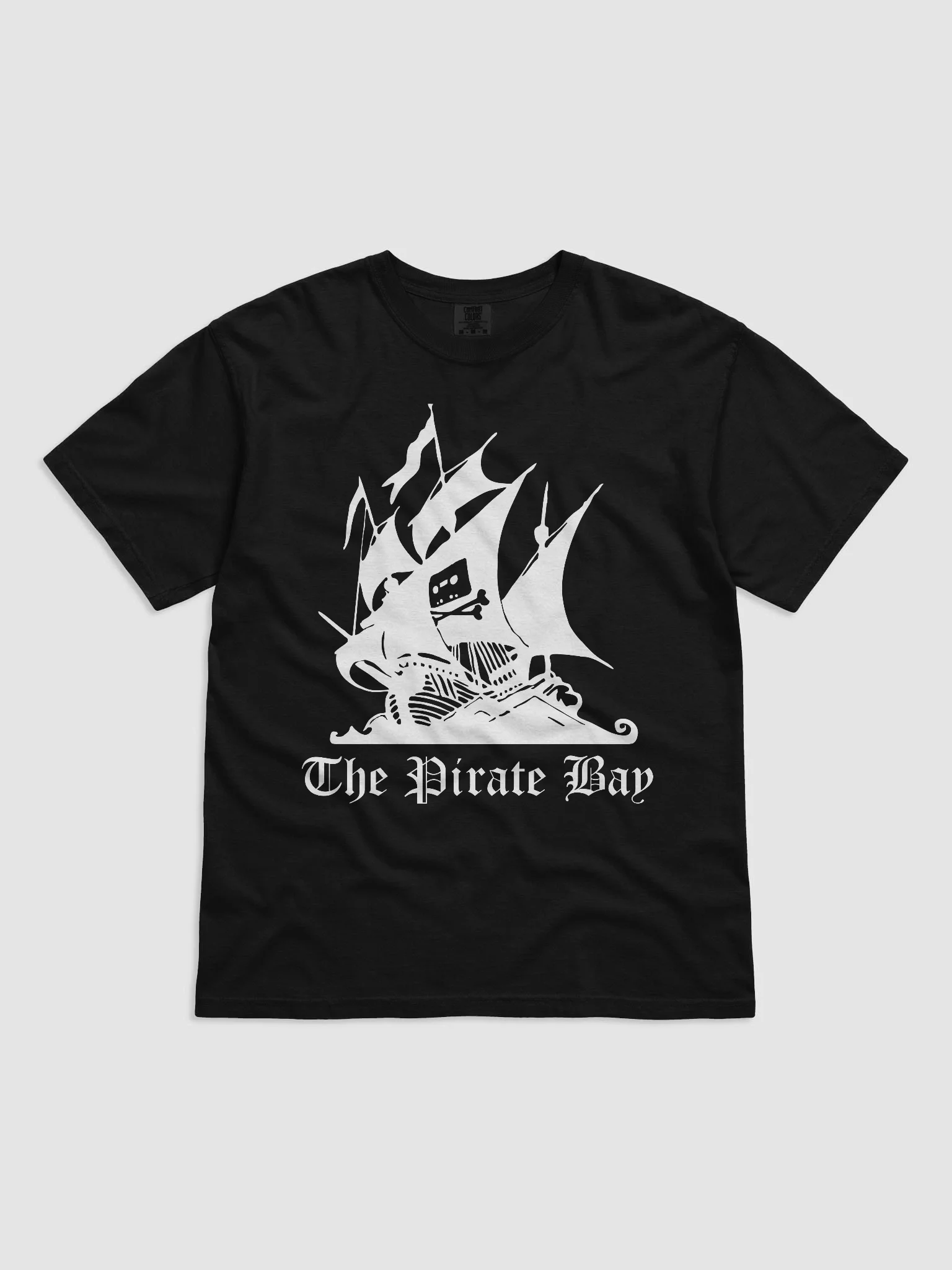 Sailing the High Seas Tee Blk product image (1)