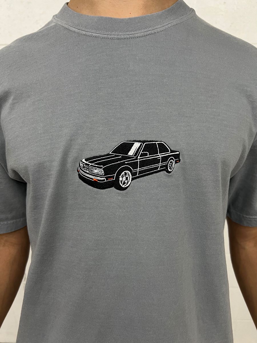 e30 Embroidery T-shirt product image (2)