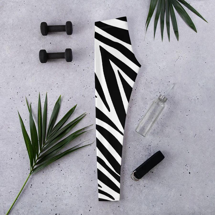 Seamless Zebra Print Leggings – Sleek, Stylish & Ultra-Comfortable product image (2)