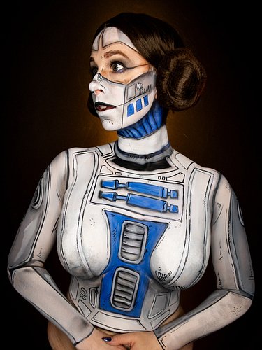 QUIZ!! What would you name her? Comment Below!!
🤖 R2D2/Leia Cyberpunk Edition🦾🦿

Thank you to my amazing model @95.percentlau...
