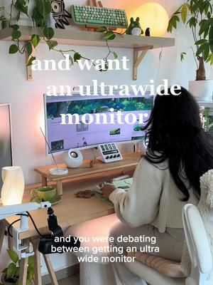 Streamers who love aesthetic desk setups listen up!💡 I just have to say I’m so in love with my ultra-wide monitor and I think changing from the doble monitors to an ultra-wide was worth it!  I did end up adding a second monitor either way but it’s more for aesthetic purposes cause I like how it looks 🤩 If you have an ultra-wide monitor and have other suggestions for how to place your streaming programs feel free to share them 🤎 #streamingtips #streamer #cleanaesthetic #ultrawidemonitor #twitch #gaming #desksetup #streamingsetup 
