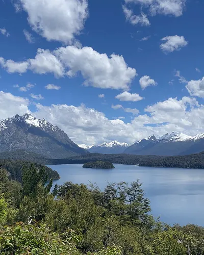 #throwback to where we were 2 weeks ago 🥹💙🇦🇷 Patagonia is stunning. 
⠀⠀⠀⠀⠀⠀⠀⠀
⠀⠀⠀⠀⠀⠀⠀⠀
#patagonia #patagoniaargentina #barilo...
