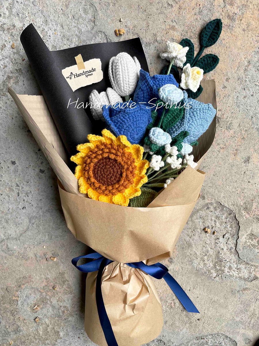 Blue Rose + Sunflower Crochet Knit Bouquet product image (5)