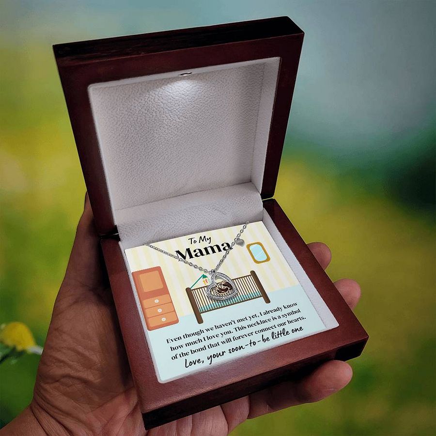 To My Mama Baby Feet Necklace - Unbreakable Bond product image (4)