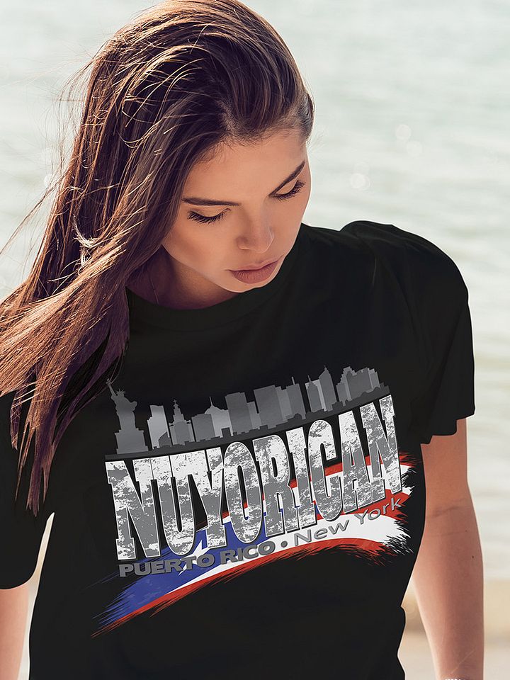 Nuyorican New York Puerto Rican Pride New Yorker Boriqua Puerto Rico Skyline T-Shirt product image (2)