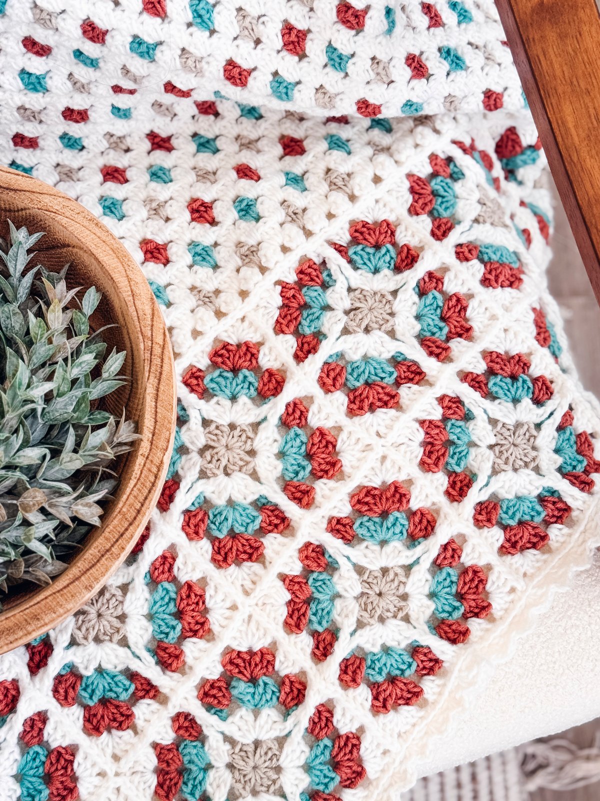 Windowpane Granny Stitch Crochet Blanket Pattern in 7 Sizes product image (8)