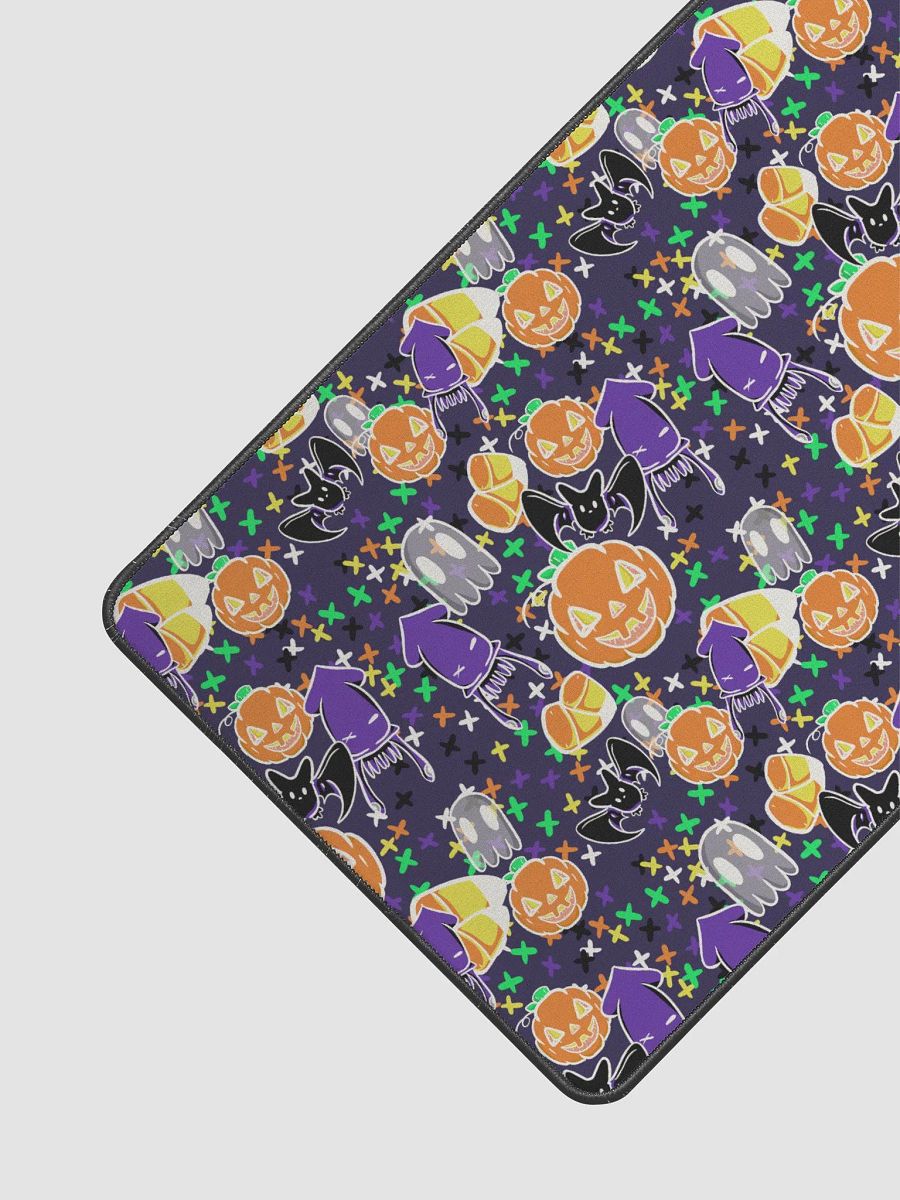 Spooky Desk Mat (15.5