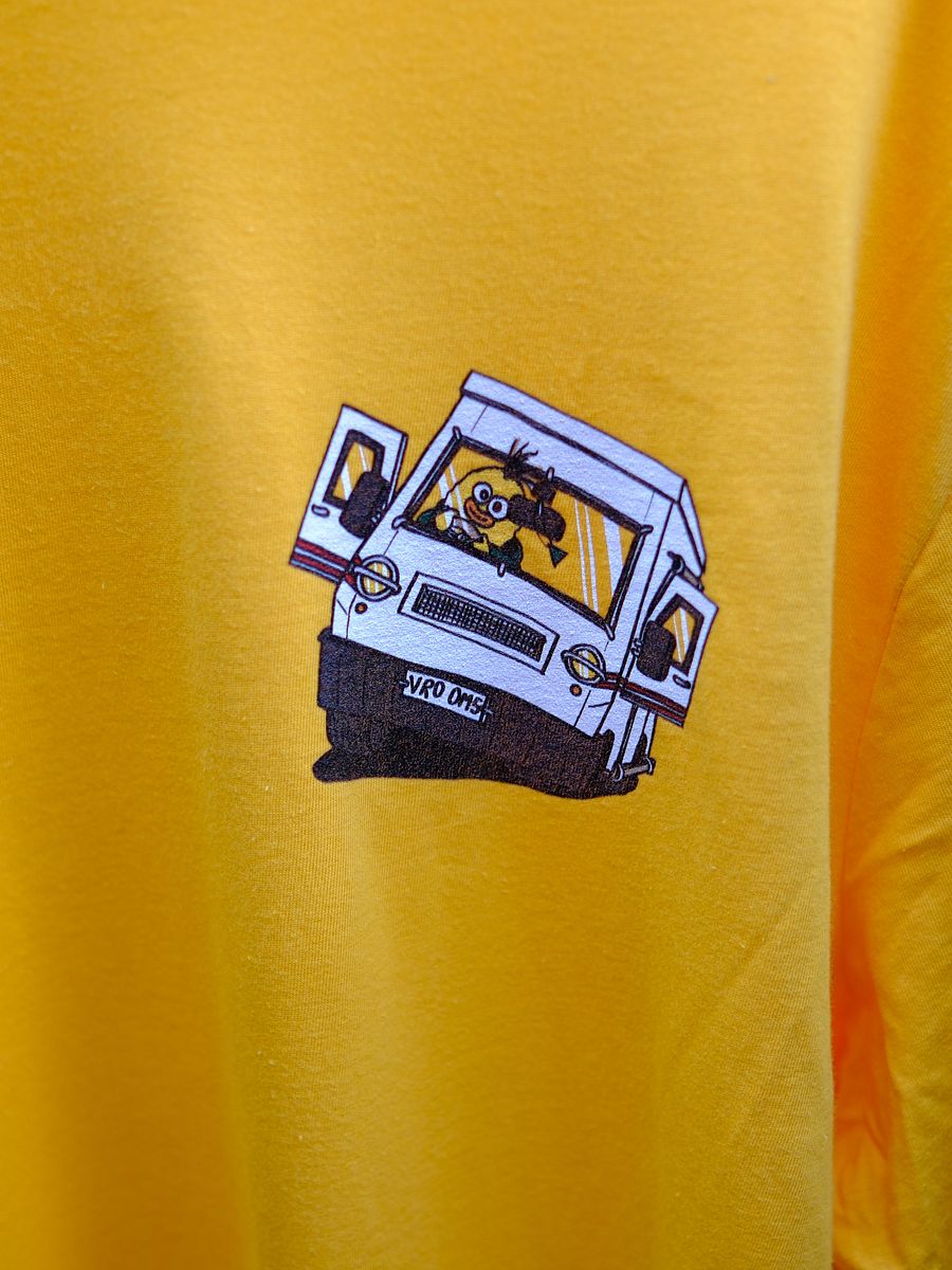 Wheelie Yellow driving small print! product image (4)