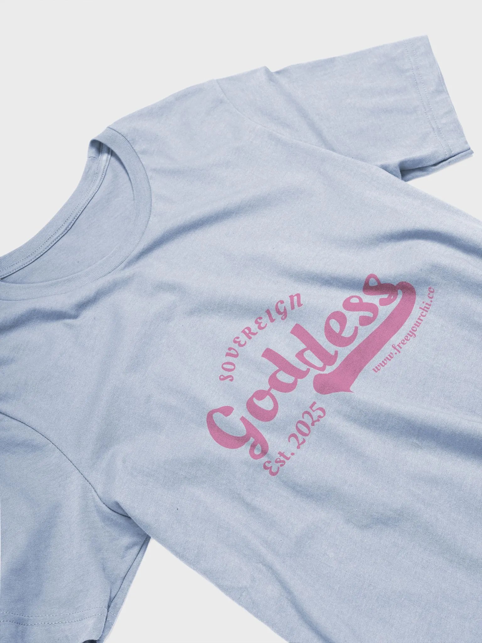 Sovereign Goddess Vintage T-Shirt product image (15)