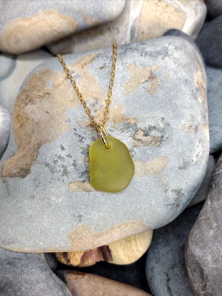 Sea glass necklace product image (2)