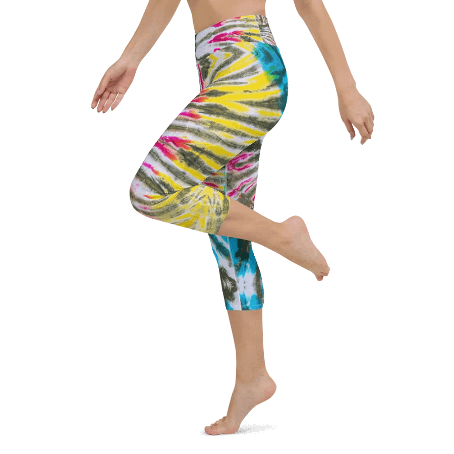 Cosmic Burst Yoga Capri Leggings product image (5)