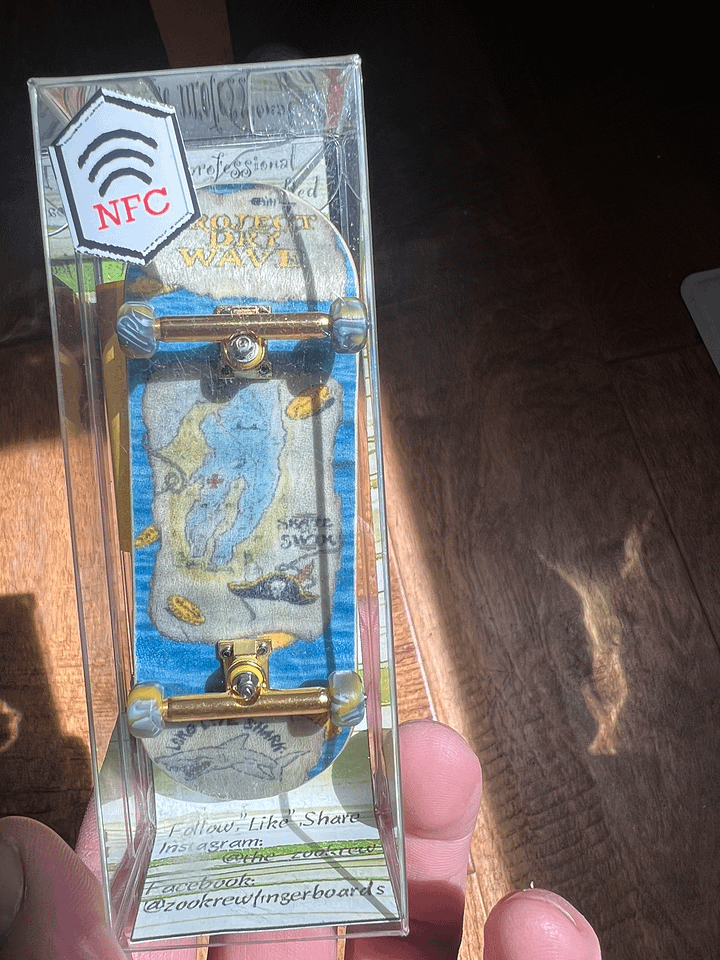 Pirate map fingerboard product image (1)