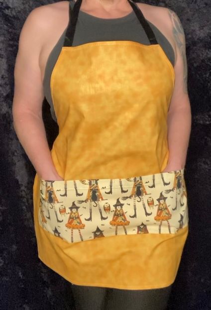 Ragdoll Witch Apron product image (1)